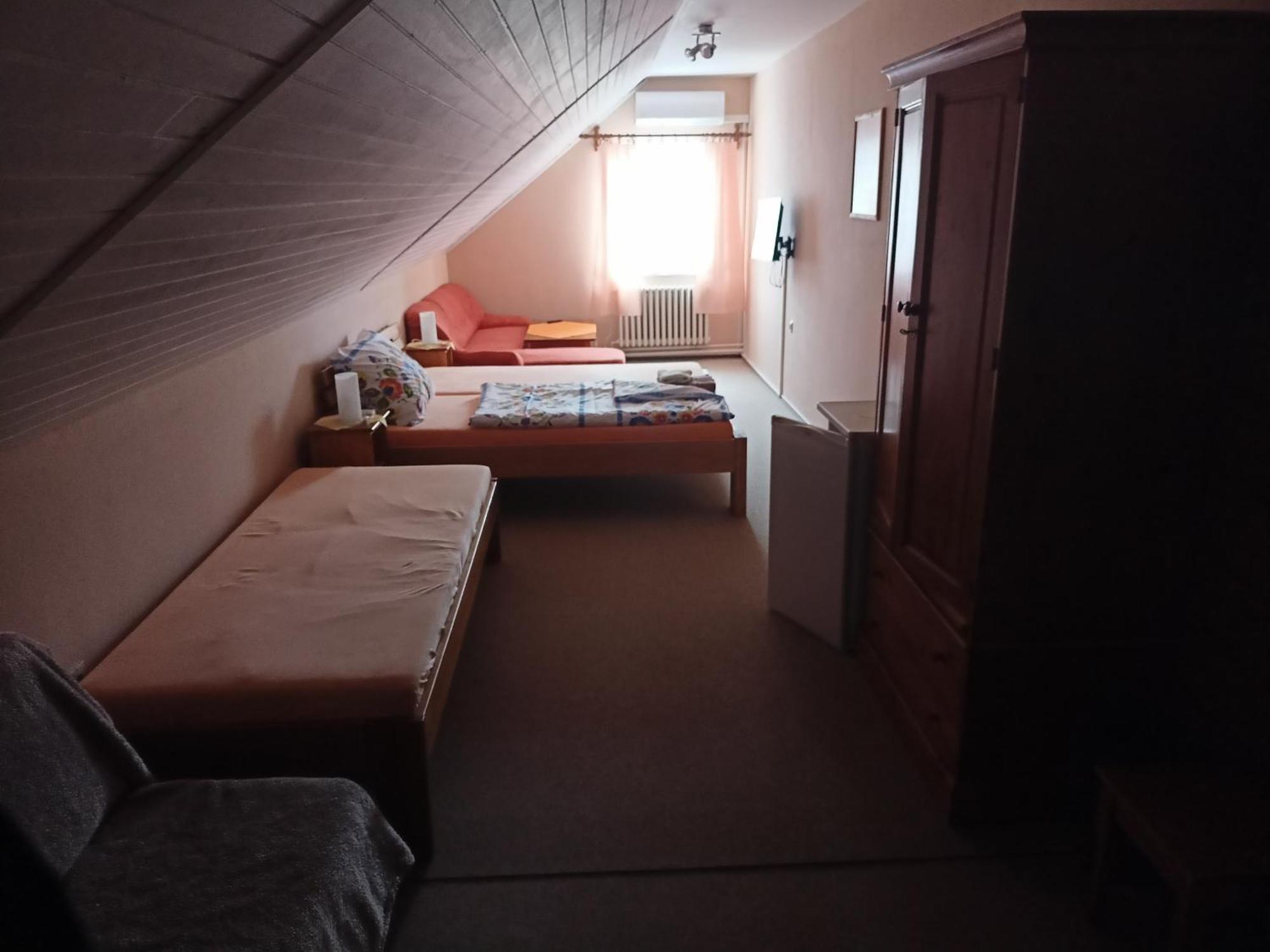 Hotel Kolonial Skalite ภายนอก รูปภาพ